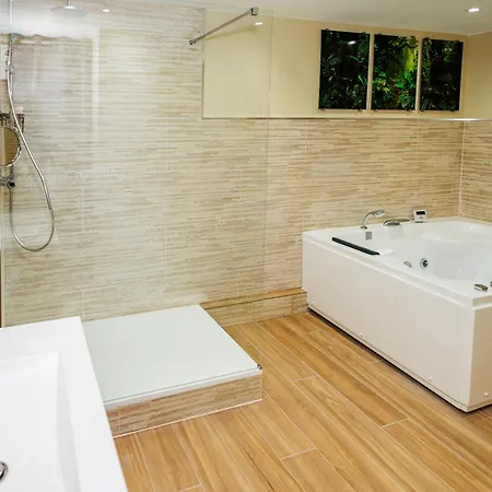 Appt 6 Personnes Avec Balneo Entree Dunkerque *